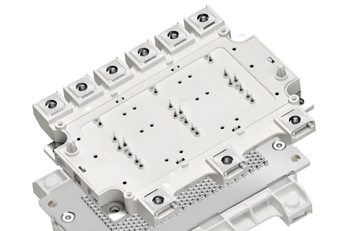电动汽车牵引逆变器的 IGBT 功率模块